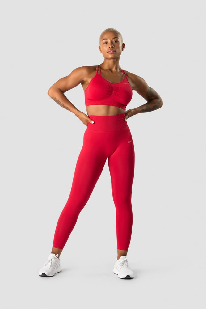 define seamless scrunch sports bra red