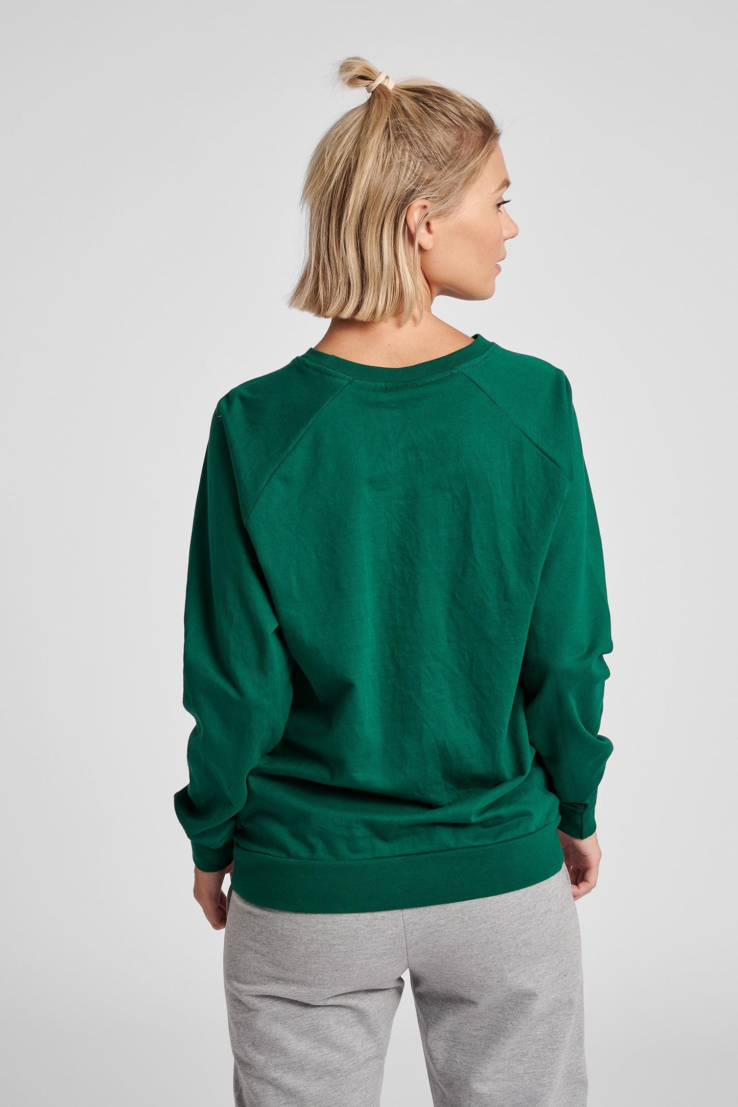 HUMMEL - Hmlgo Cotton Logo Sweatshirt Woman - Evergreen