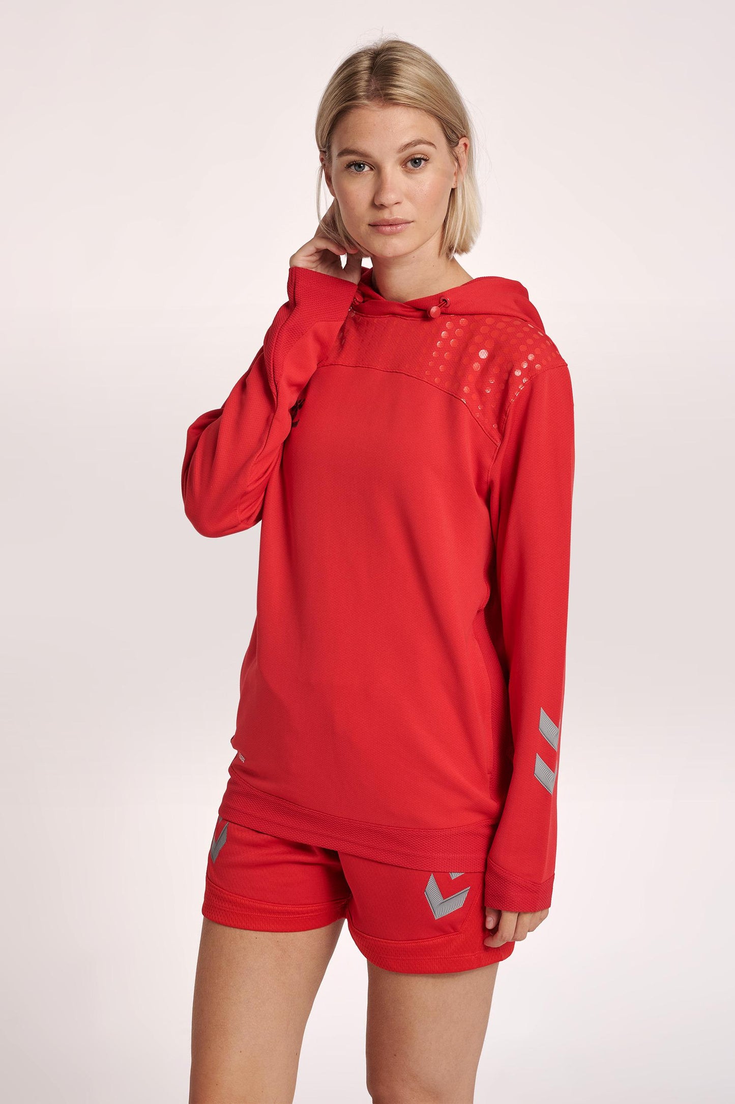 HUMMEL - Hmllead Women Poly Hoodie - True Red