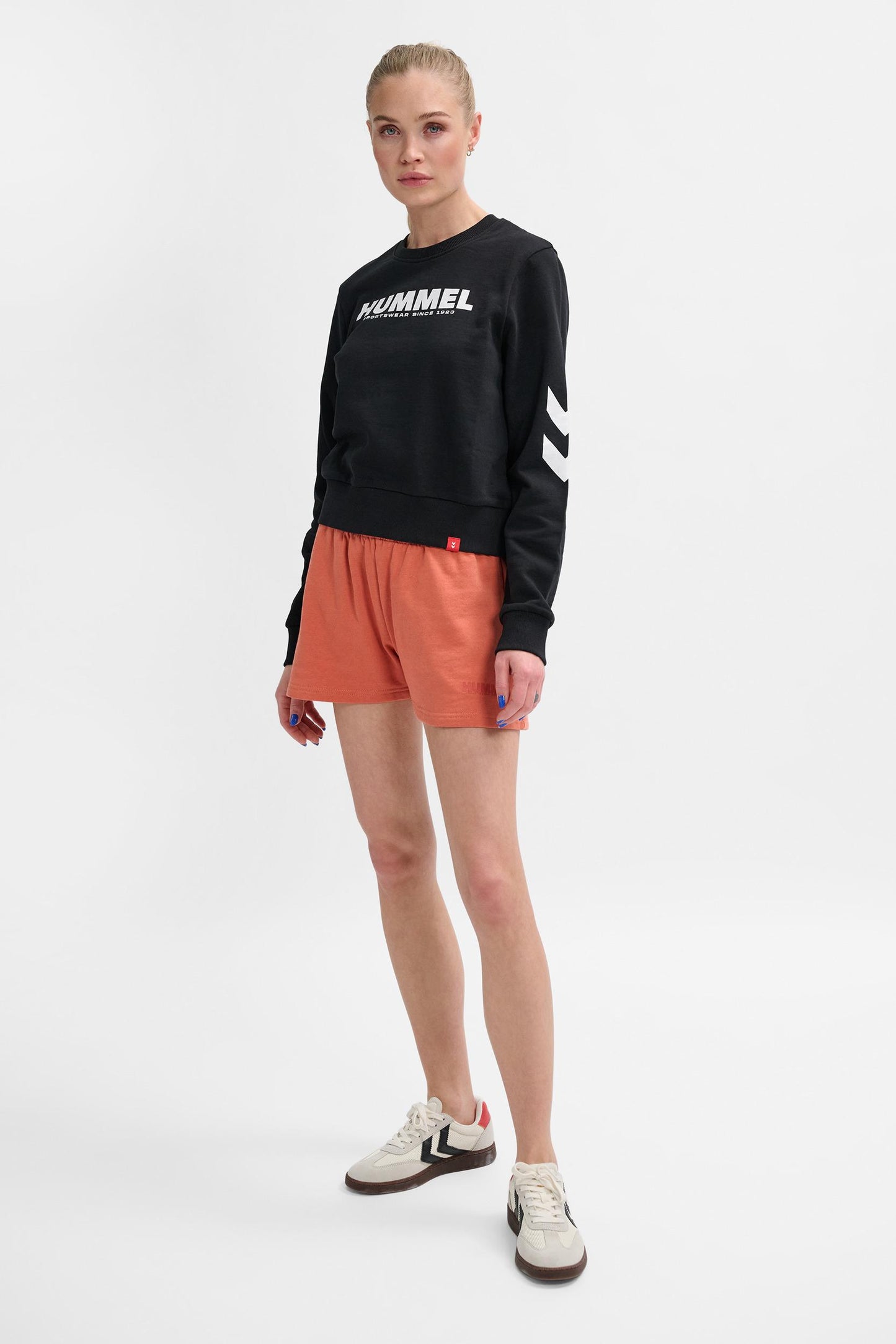 HUMMEL - Hmllegacy Woman Sweatshirt - Black