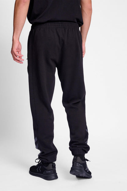 HUMMEL - Hmltravel Sweat Pants - Black