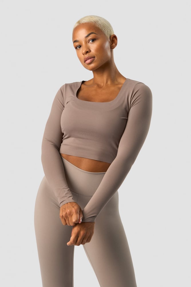 nimble soft cropped ls dusty brown